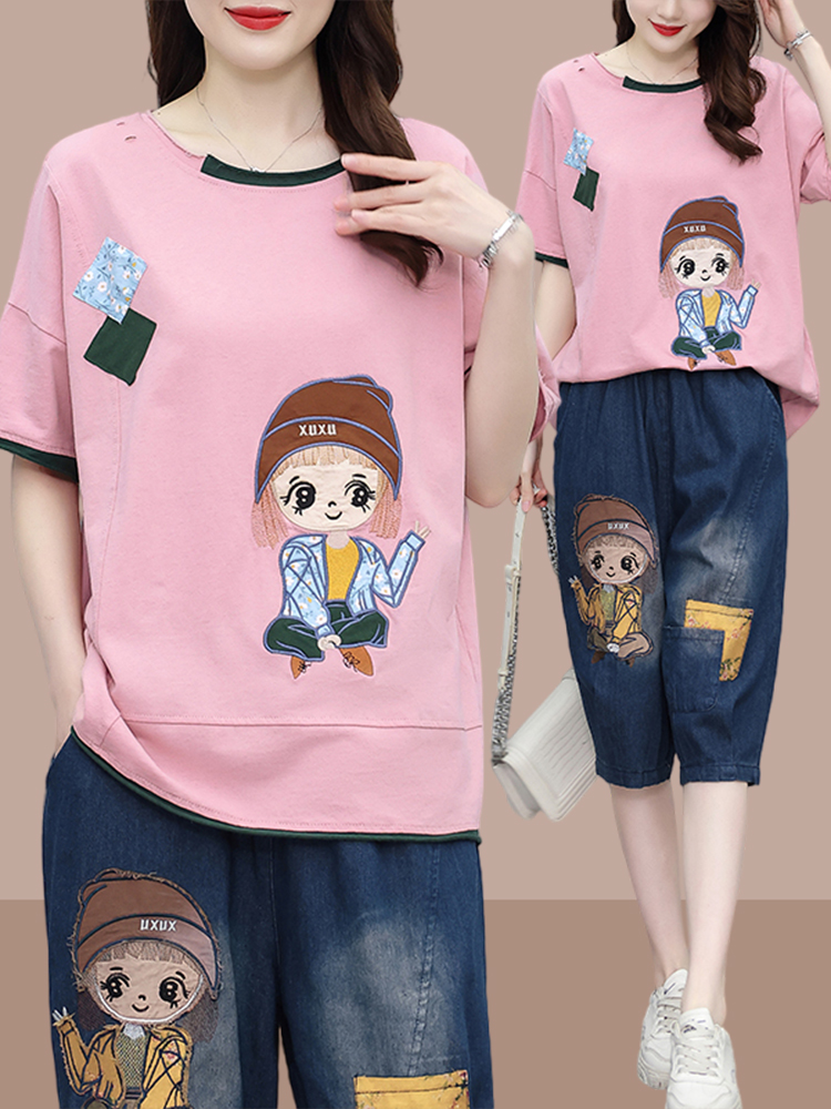 Women Fashion Over The Years - 유행하는 패치워크 반팔 티셔츠와 하란 진